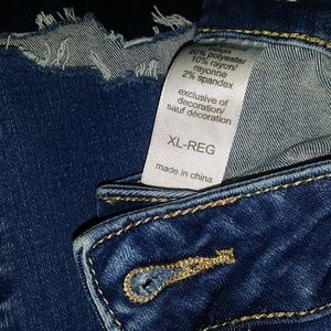 Maurices Skinny Jeans Size XL